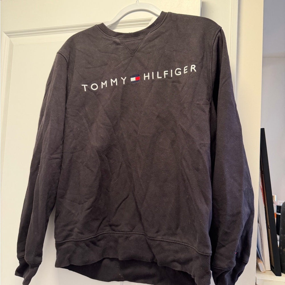 Tommy Hilfiger Men's Dark Gray Crewneck Sweater